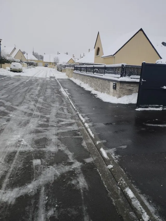 Déneigement du trottoir