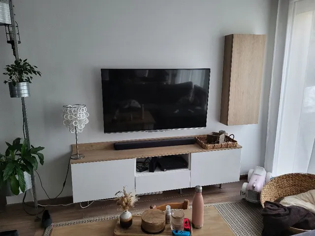Création d'un meuble télé.